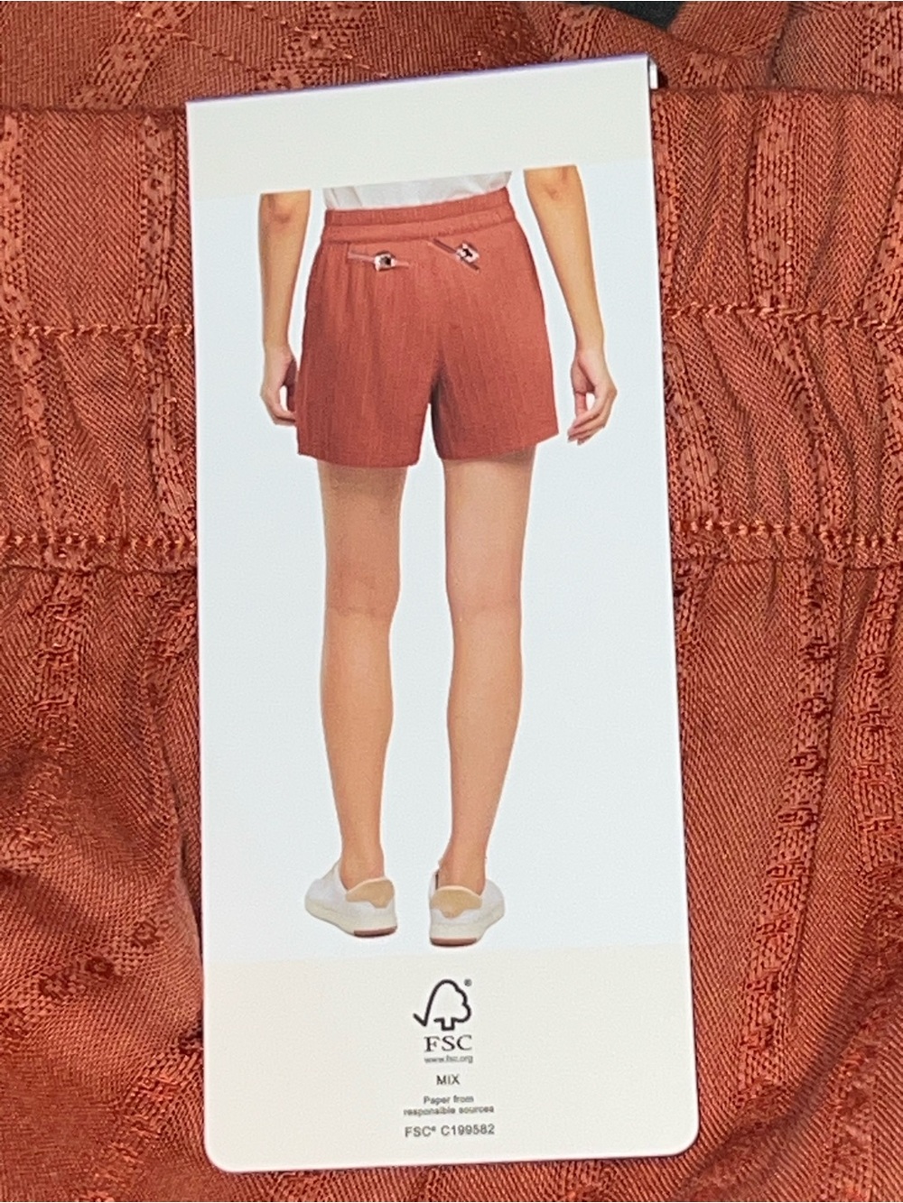 Three Dots Women's Burnt Orange Flat-Front Elastic-Waist Shorts - Picture 5 of 7